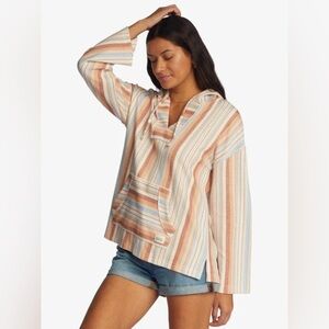 ROXY | women’s waves and rays striped poncho | size large